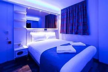 Point A Hotel London Canary Wharf