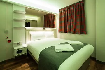 ***  Point A Hotel London Canary Wharf Reino Unido