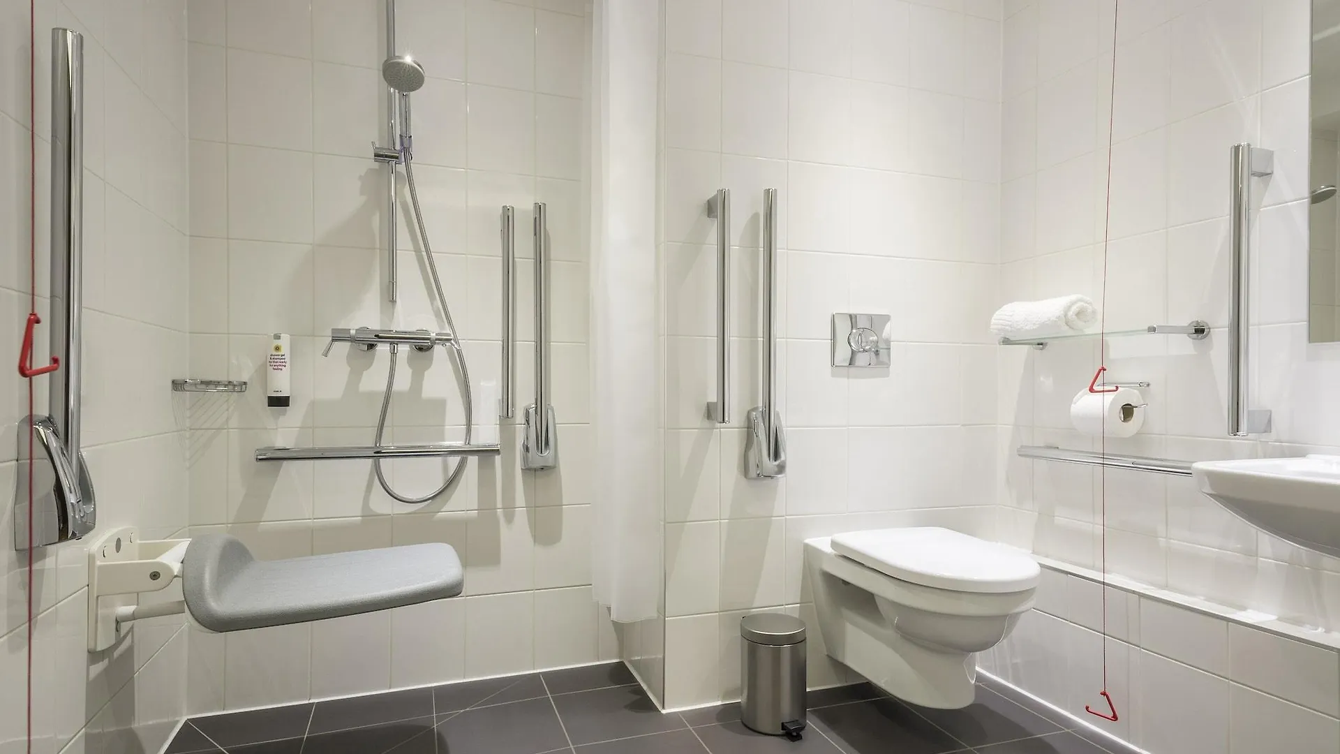 Point A Hotel London Canary Wharf 3*,  Reino Unido