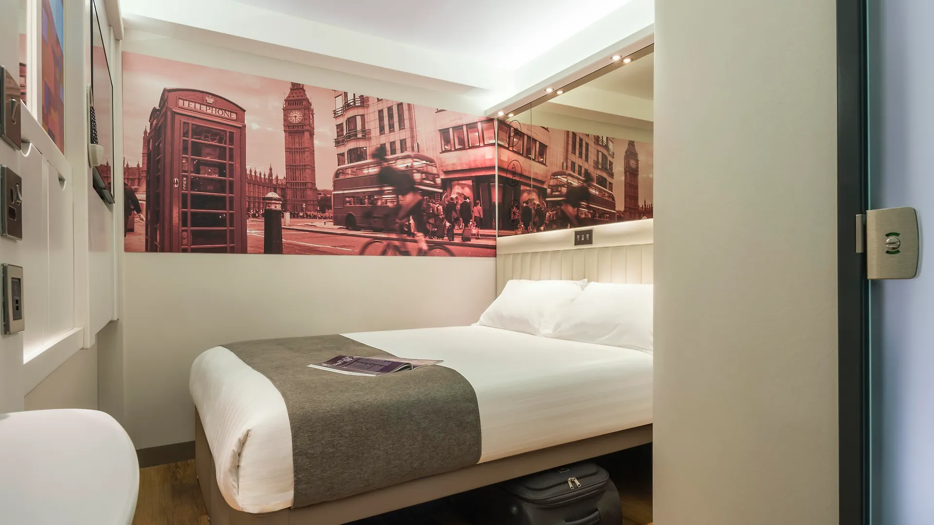 Point A Hotel London Canary Wharf