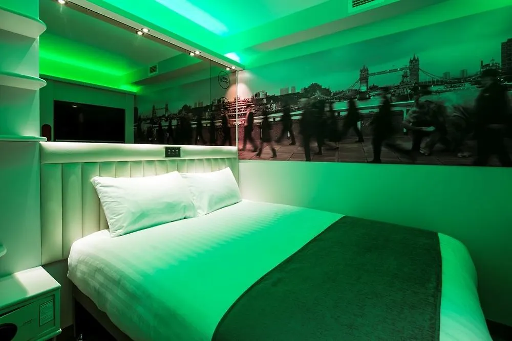 Point A Hotel London Canary Wharf